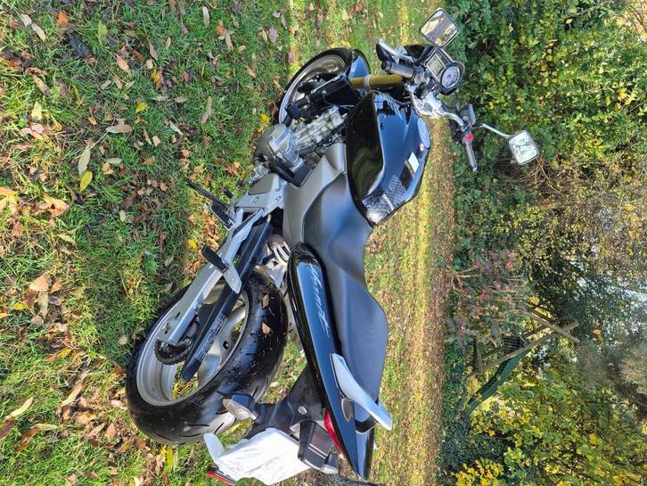 Honda hornet 600 2006 (PC36), Motoren, Motoren | Honda, Particulier, Naked bike, meer dan 35 kW, 4 cilinders, Motorrijbewijs A