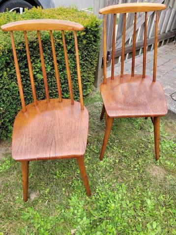 Paar vintage-stoelen  beschikbaar voor biedingen