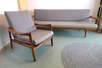 Prachtige deense vintage midcentury bank en fauteuil, Huis en Inrichting, Ophalen, Zo goed als nieuw, Hout, Midcentury vintage deens skandinavisch