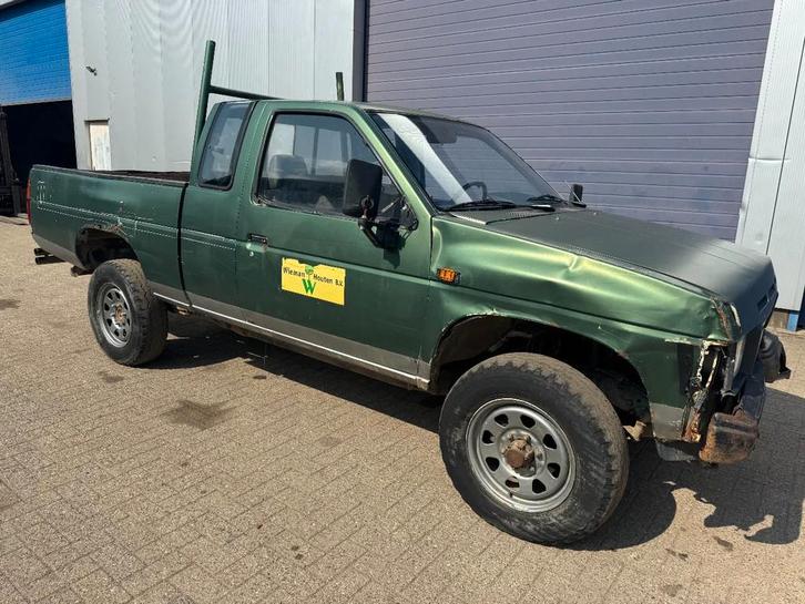 Nissan King-cab *DIESEL-4X4* (bj 1988), Auto's, Oldtimers, Bedrijf, Te koop, Nissan, Diesel, SUV of Terreinwagen, 2 deurs, Handgeschakeld