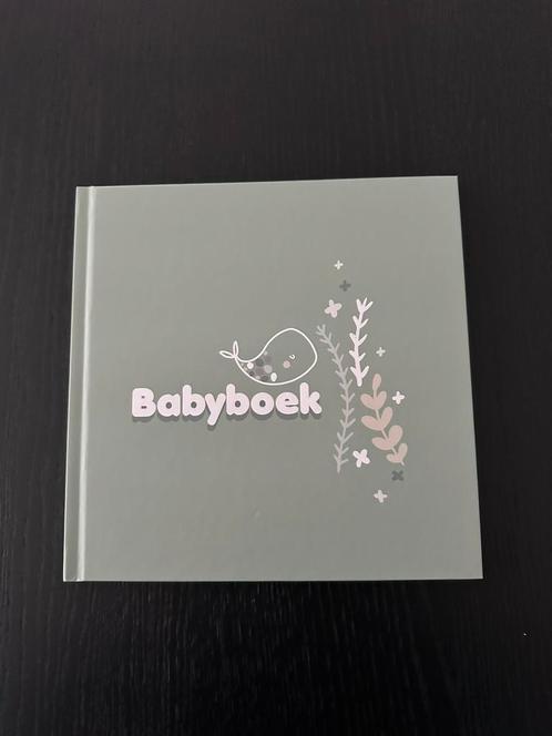 Boek baby’s eerste jaar, Enfants & Bébés, Cadeaux d'accouchement & Assiettes de naissance, Neuf, Cadeau d'accouchement, Enlèvement