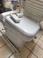 WC broyeur avec poussoir Eghezée, Huis en Inrichting, Badkamer | Complete badkamers, Ophalen, Gebruikt