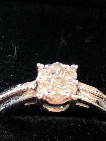 Ring 18kt Wit Goud diamantjes NIEUW  beschikbaar voor biedingen