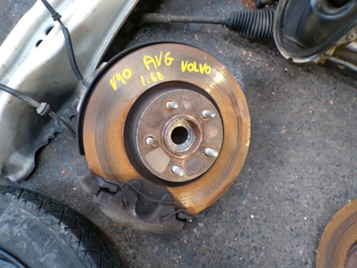 Moyeu avant gauche Volvo V40 1.6D2 84kw 2012-2017 LP/15173, Autos : Pièces & Accessoires, Suspension & Châssis, Volvo, Utilisé