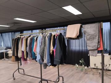 dames kleding beschikbaar voor biedingen