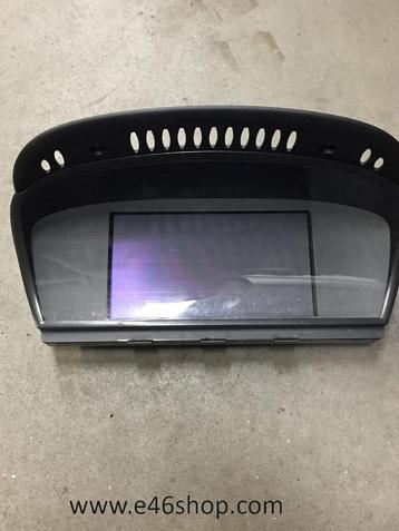 Navigatiescherm BMW E60 E61 6.5 oem 6945661 beschikbaar voor biedingen