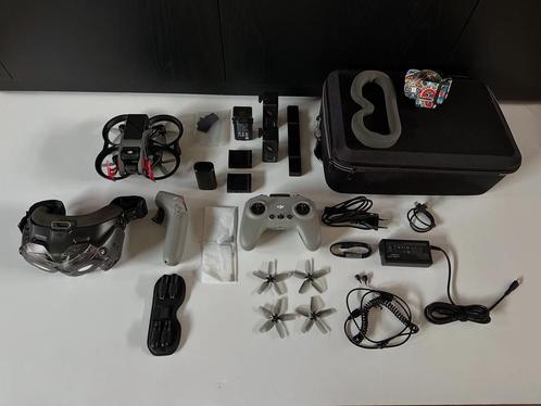DJI Avata Combo incl mtion controller+fpv controller+ 4 accu, Audio, Tv en Foto, Drones, Zo goed als nieuw, Drone met camera, Ophalen of Verzenden