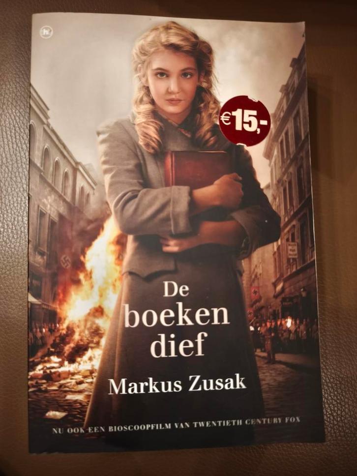 Markus Zusak - De boekendief, Boeken, Literatuur, Zo goed als nieuw, Ophalen of Verzenden