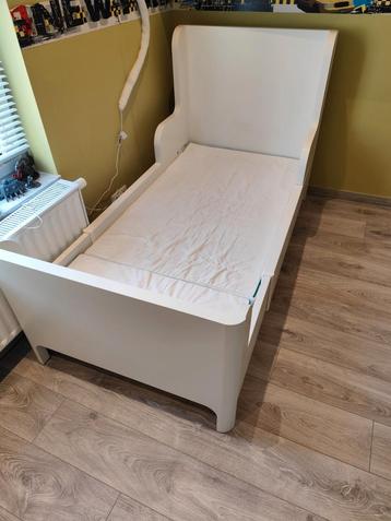 Lit modulable enfant Ikea avec matelas, Matelas