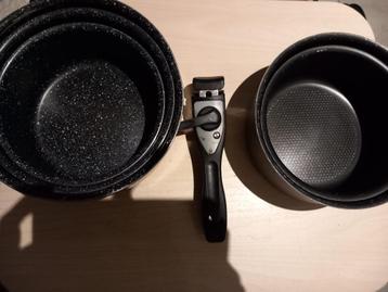 Kookpotten met afneembaar handvat (zonder deksels) beschikbaar voor biedingen