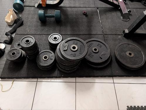 120 kg de fonte disques 28mm, prix neuf 318,00 €, Sport en Fitness, Fitnessmaterialen, Zo goed als nieuw, Ophalen