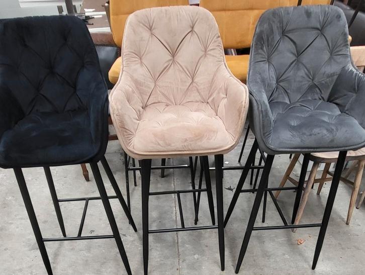 Nieuwe barkrukken lounge hoteca bar cafe lot partij, Hobby en Vrije tijd, Feestartikelen, Zo goed als nieuw, Ophalen