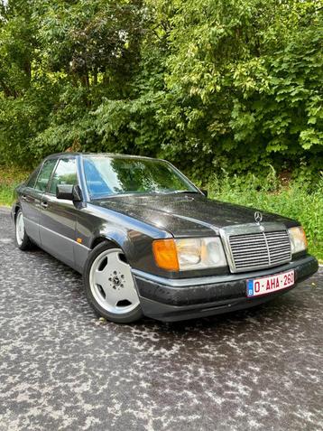 Mercedes-Benz 230E W124 beschikbaar voor biedingen