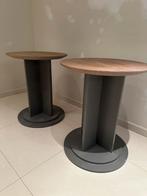 Lot de 2 tables d’appoint / guéridons modernes en bois, Ophalen, Zo goed als nieuw
