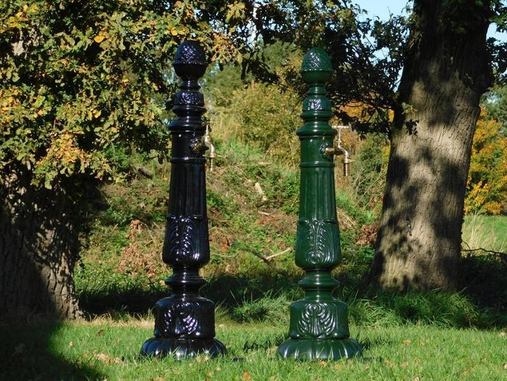 Sierlijke staande waterkraan - donkergroen - aluminium, Tuin en Terras, Waterpartijen en Fonteinen, Fontein, Aluminium, Ophalen of Verzenden