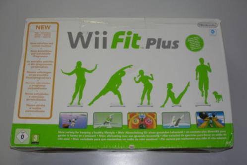 Wii Fit Plus + Balance Board Blanche, Consoles de jeu & Jeux vidéo, Jeux | Nintendo Wii, Comme neuf, Autres genres, 1 joueur, À partir de 3 ans