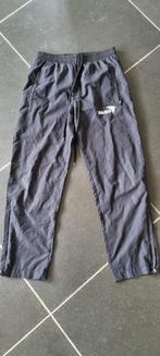 Zwarte dunne voetbal / trainingsbroek Jako maat 152, Sport en Fitness, Voetbal, Ophalen of Verzenden, Gebruikt, Trainingspak