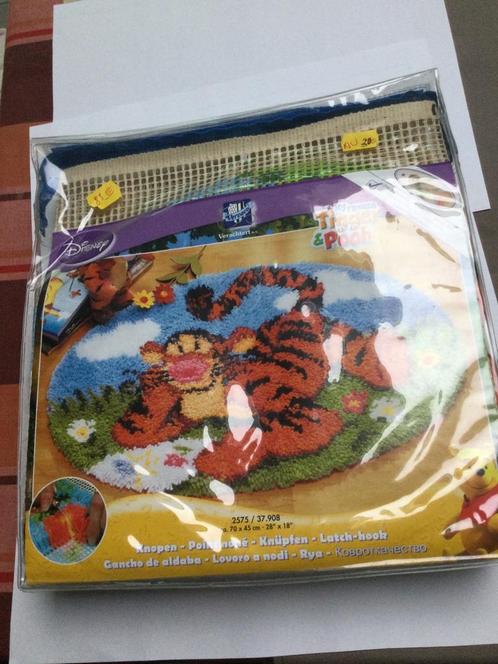 Tapijtjes met smyrna wol, Hobby en Vrije tijd, Borduren en Borduurmachines, Nieuw, Ophalen of Verzenden