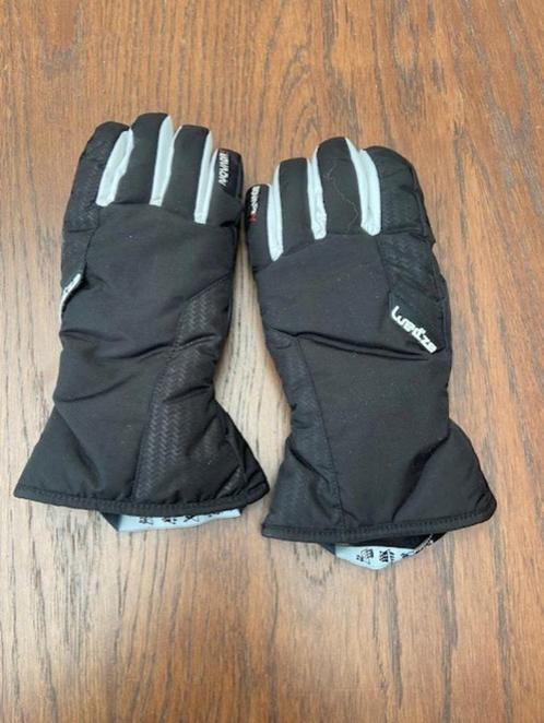 handschoenen WEDZE  7/8 jaar, Kinderen en Baby's, Kinderkleding | Mutsen, Sjaals en Handschoenen, Gebruikt, Handschoenen, Jongen of Meisje