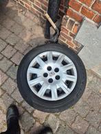 Stalen velgen Toyota met winterbanden, Auto-onderdelen, Ophalen, Winterbanden, Band(en)