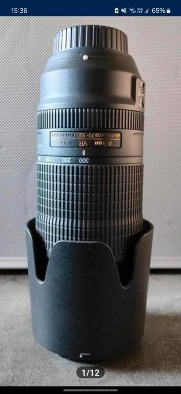 Nikon 70-300 VR ED fullframe.  beschikbaar voor biedingen