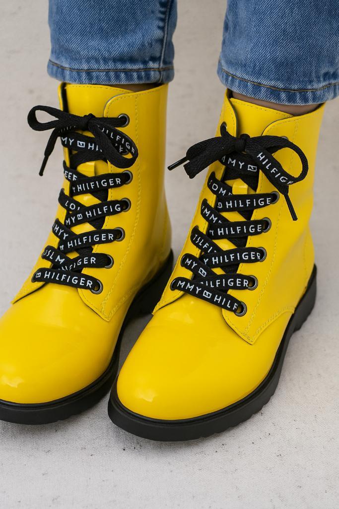 Tommy Hilfiger leren veterboots maat 37, Kleding | Dames, Schoenen, Zo goed als nieuw, Lage of Enkellaarzen, Geel, Ophalen of Verzenden