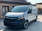 Opel Vivaro 120pk met 40.000km Euro6!!, Auto's, Bestelwagens en Lichte vracht, Voorwielaandrijving, Stof, Bedrijf, 5 deurs