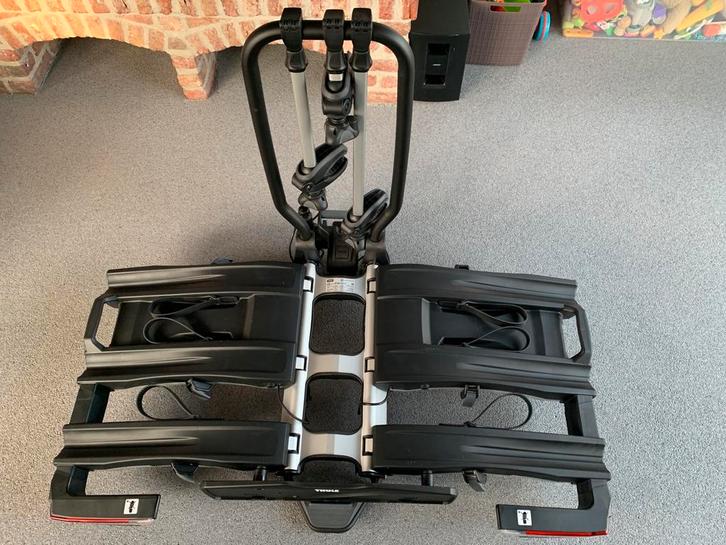 Thule EasyFold XT F 3 nouveau, Autos : Divers, Porte-vélos, Neuf, Support d'attelage, 3 vélos ou plus, Pneus larges, Vélo électrique