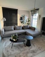 Hoeksalon, Ophalen, Zo goed als nieuw