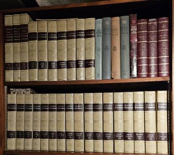 Volledige Britannica encyclopedie witte editie 1968 beschikbaar voor biedingen