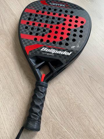 Bullpadel Vertex 04 beschikbaar voor biedingen