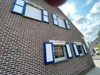Lot van 28 sierluiken in PVC diverse afmetingen., Doe-het-zelf en Bouw, Hang- en Sluitwerk, Ophalen, Gebruikt, Overige materialen