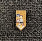 PIN - JOURNEE DU PIETON - NANCY - VOETGANGERSDAG, Envoi, Utilisé, Autres sujets/thèmes, Insigne ou Pin's