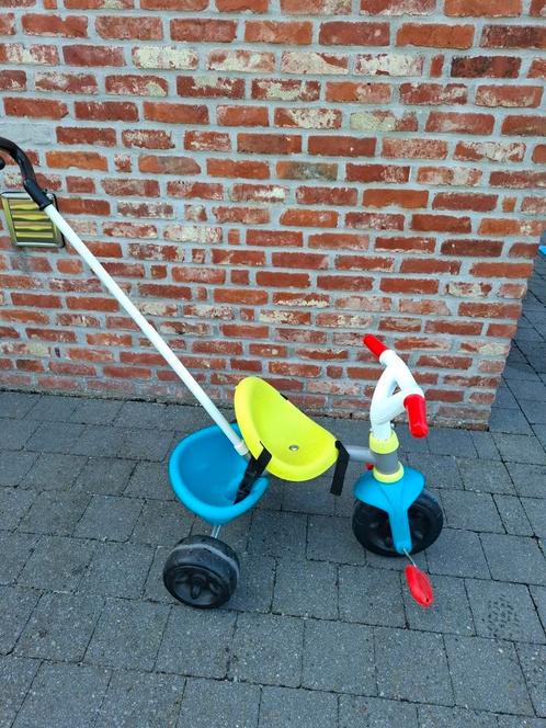 Smoby driewieler om te duwen, Fietsen en Brommers, Fietsen | Kinderfietsjes, Gebruikt, Ophalen