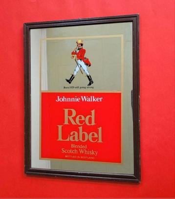 Rood label  beschikbaar voor biedingen