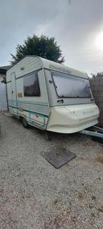 Chateau Chiara Trophee 350 (1994),  <750 kg met voortent, Caravans en Kamperen, Caravans, Chateau, Rondzit, Tot en met 2, Kachel