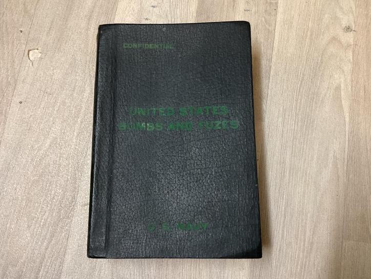 U.S. Navy bombs rockets. Manual ww2 juni 1944, Verzamelen, Militaria | Tweede Wereldoorlog, Marine, Verzenden