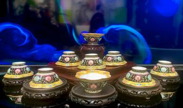 9 AWSOME AND RARE CLOISONNE BOWLS WITH MOTIFS OF QINGLONG  beschikbaar voor biedingen