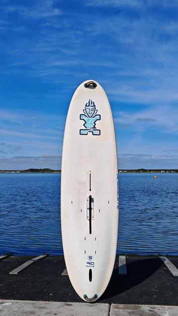 Starboard Rio - Gebruikte windsurfboards va €200 beschikbaar voor biedingen