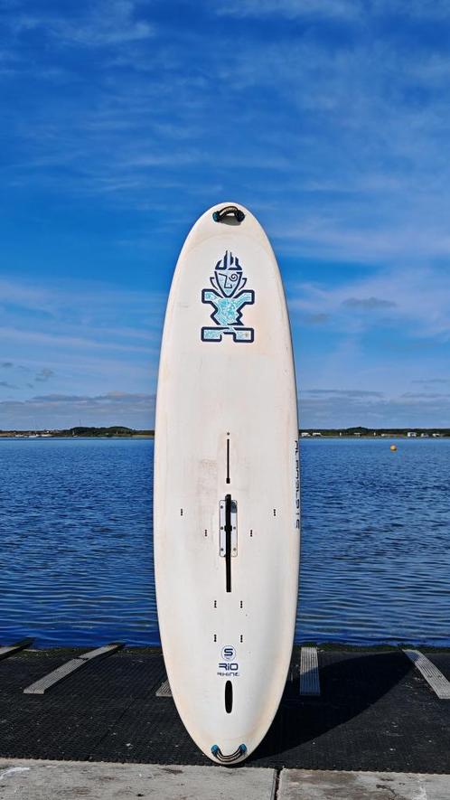 Starboard Rio - Gebruikte windsurfboards va €200, Watersport en Boten, Windsurfen, Gebruikt, Plank