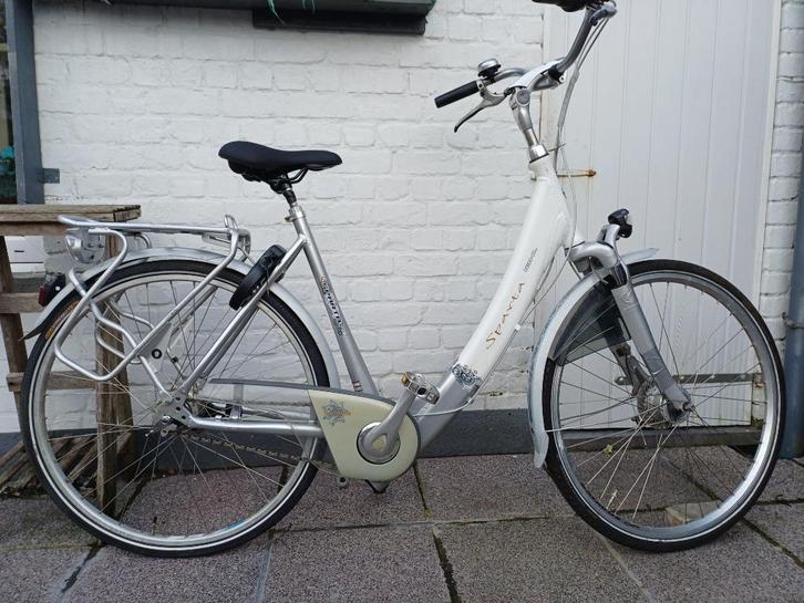 Grote damesfiets Sparta maat 57, Fietsen en Brommers, Fietsen | Dames | Damesfietsen, Zo goed als nieuw, Sparta, Versnellingen