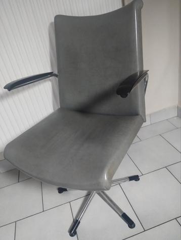 Classic design bureaustoel Gebroeders De Wit...0478028005 beschikbaar voor biedingen