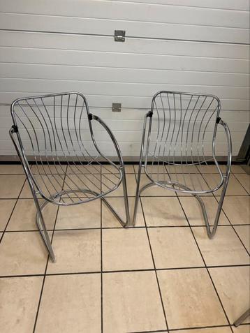 Een set van 2 stoelen ontworpen door Gastone Rinaldi, Huis en Inrichting, Stoelen, Ophalen, Gebruikt, Metaal