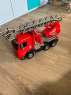 Brandweerwagen met werkende sproeislang, Ophalen, Zo goed als nieuw