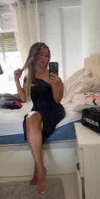 Massage relaxant (+32 465 13 73 57).