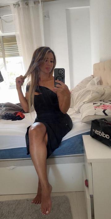 Massage relaxant (+32 465 13 73 57). beschikbaar voor biedingen
