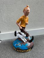 Statue de Tintin avec Bobby, Collections, Comme neuf, Tintin, Statue ou Figurine, Enlèvement ou Envoi