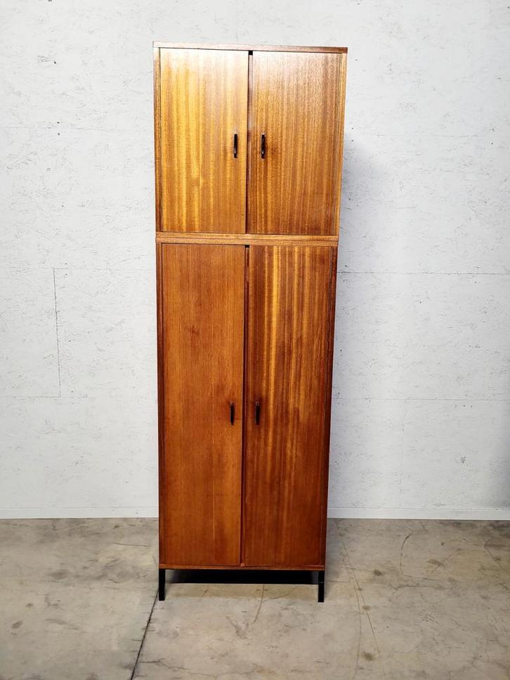 Vintage hoge kast, Huis en Inrichting, Kasten | Roldeurkasten en Archiefkasten, Zo goed als nieuw, Ophalen