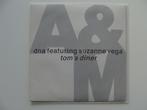 DNA Featuring Suzanne Vega – Tom's Diner (1990), Ophalen of Verzenden, 7 inch, Pop, Single