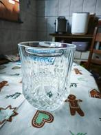 Sceau a champagne en cristal, Enlèvement